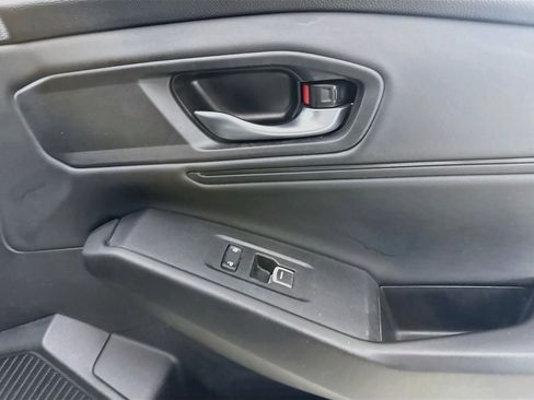Used 2024 Honda Accord EX image 31