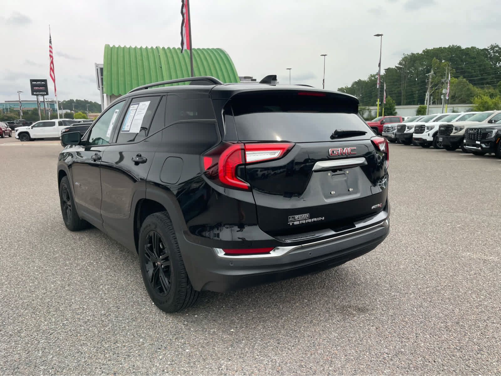 Used 2024 GMC Terrain AT4 AWD/4WD image 7