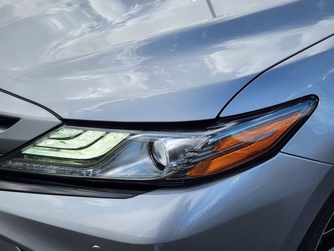 Used 2019 Toyota Camry XSE w/ Driver Assist Package image 8