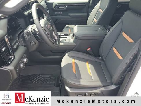 New 2026 GMC Sierra 1500 AT4 AWD/4WD image 5