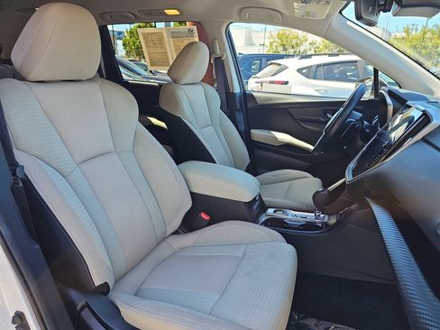 Certified 2023 Subaru Ascent Premium w/ Convenience Package AWD/4WD image 10
