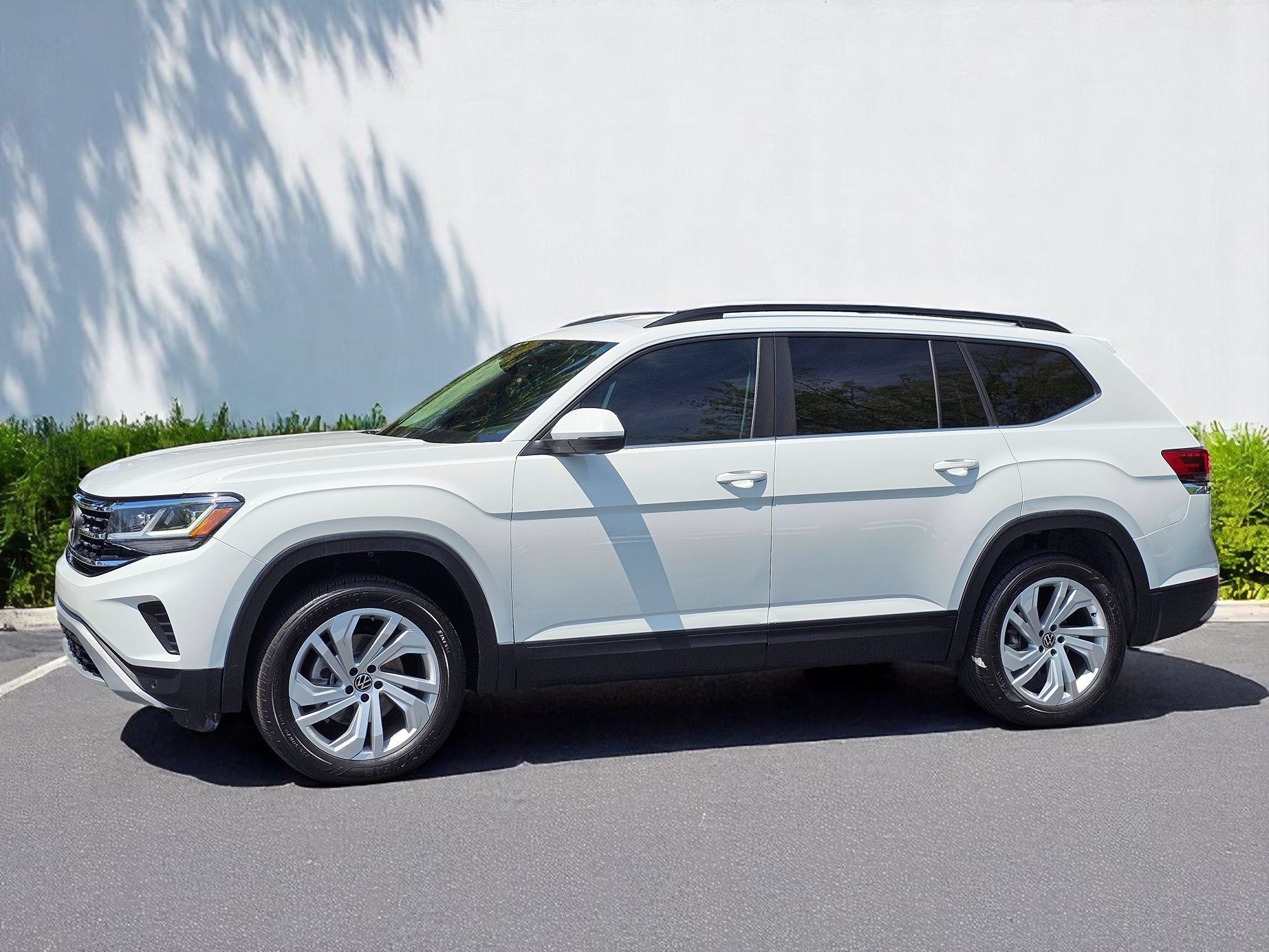 Used 2023 Volkswagen Atlas SE FWD image 9