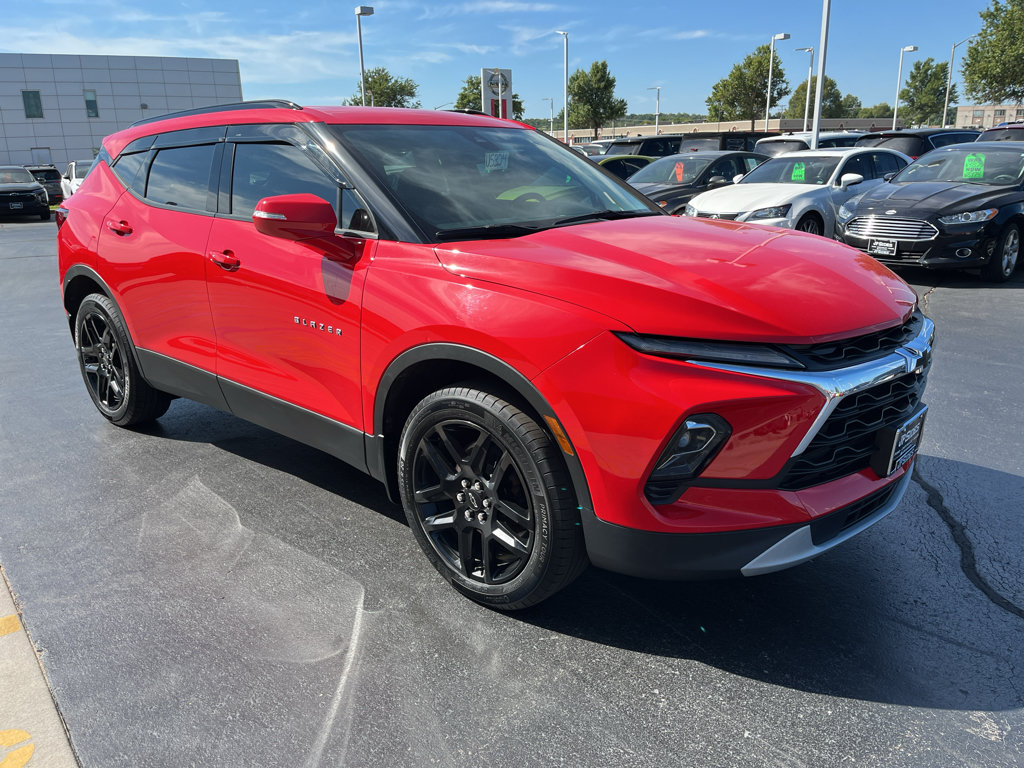 Used 2023 Chevrolet Blazer LT FWD image 6