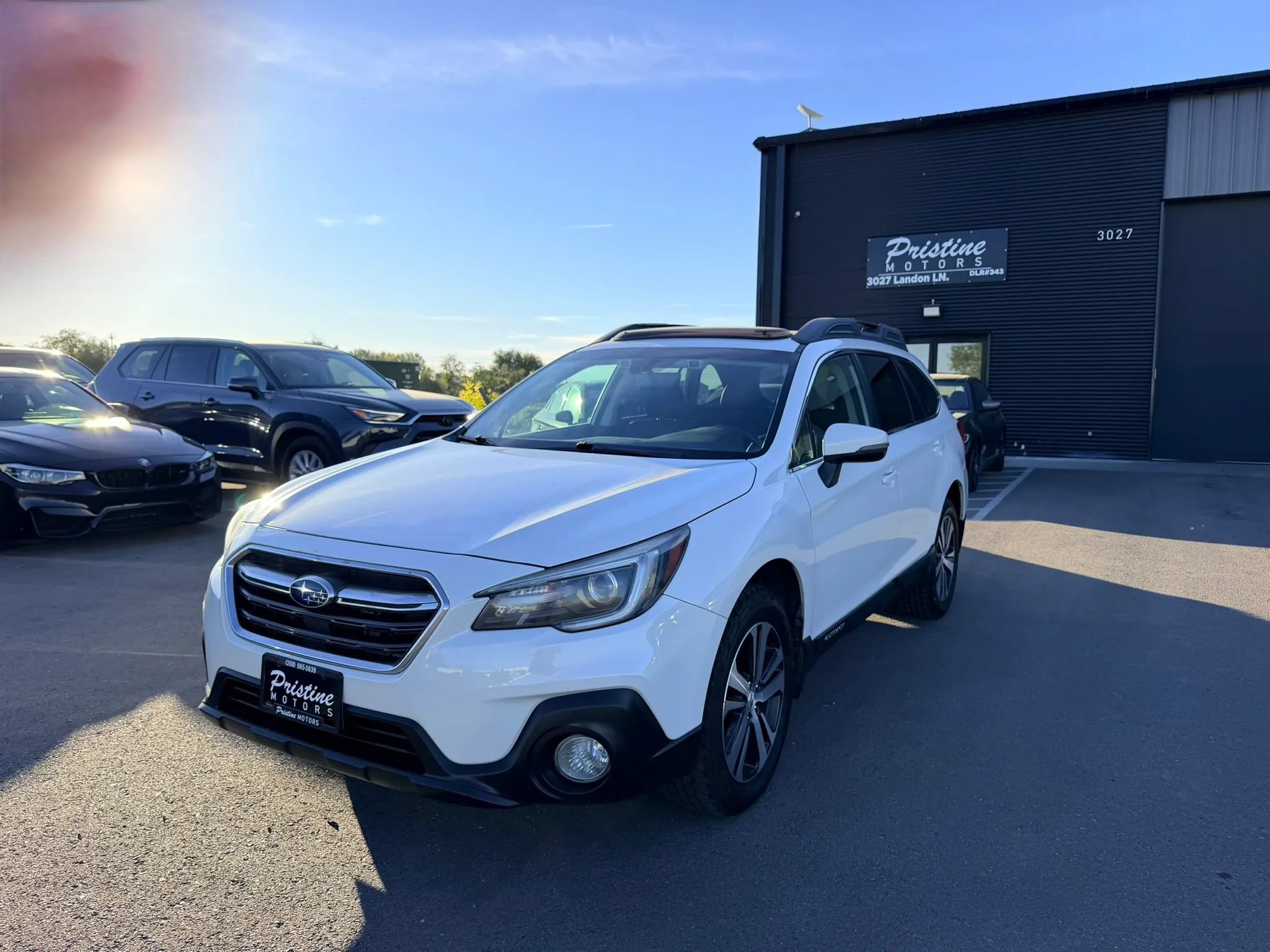 Used 2018 Subaru Outback 2.5i Limited AWD/4WD image 1