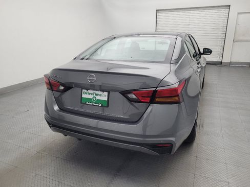 Used 2025 Nissan Altima 2.5 SV FWD image 7