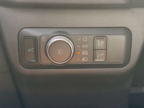 Used 2022 Ford Escape Titanium AWD/4WD image 30