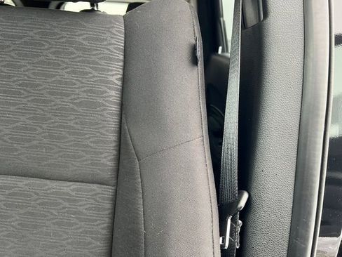 Used 2022 Dodge Durango SXT image 12