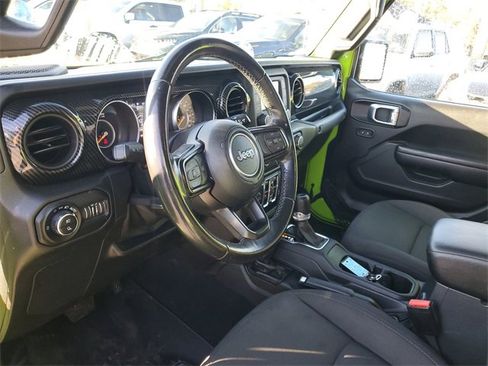 Used 2021 Jeep Gladiator Willys image 12