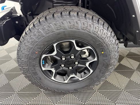 Used 2022 Jeep Wrangler Unlimited Rubicon 4xe w/ Cold Weather Group AWD/4WD image 12