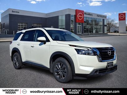 Certified 2023 Nissan Pathfinder SV