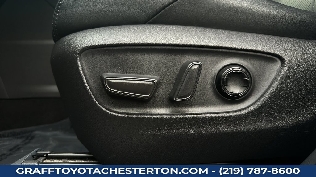 Used 2021 Toyota Venza Limited w/ Advanced Technology Package AWD/4WD image 15