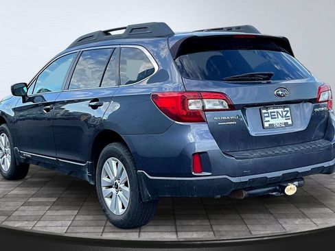 Used 2015 Subaru Outback 2.5i Premium w/ Popular Package #2 AWD/4WD image 4