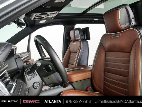 Certified 2023 GMC Yukon Denali Ultimate w/ LPO, Floor Liner Package AWD/4WD image 5