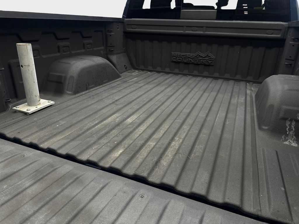 Used 2023 Chevrolet Silverado 1500 High Country w/ Technology Package AWD/4WD image 80