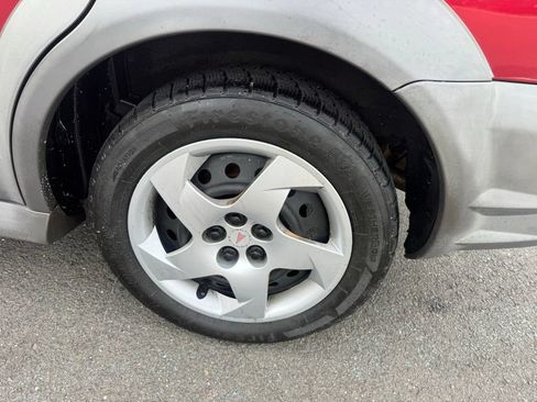 Used 2005 Pontiac Vibe w/ Power Group Value Package FWD image 14
