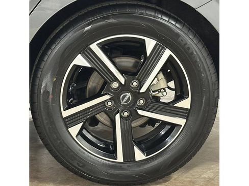 Used 2025 Nissan Sentra SV w/ All-Weather Package image 31