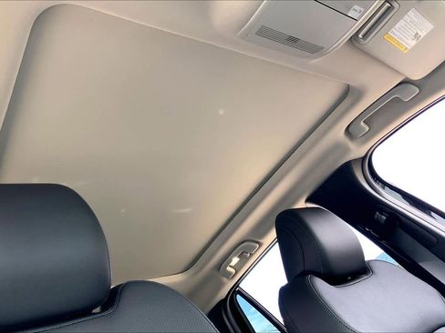 Certified 2025 MAZDA CX-50 AWD 2.5 Hybrid w/ Premium Pkg image 14