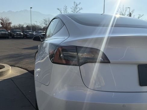 Used 2022 Tesla Model 3 Long Range image 31