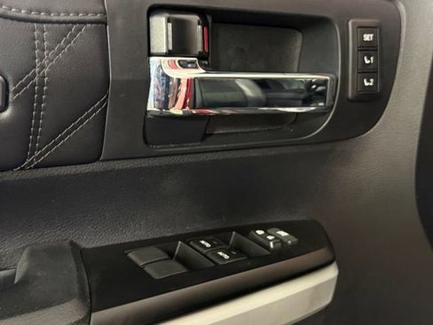 Used 2019 Toyota Tundra Platinum AWD/4WD image 14