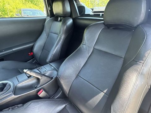 Used 2005 Nissan 350Z Enthusiast w/ (S02) Side Air Bags Pkg RWD image 13