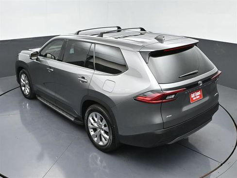 Certified 2025 Toyota Grand Highlander AWD image 42