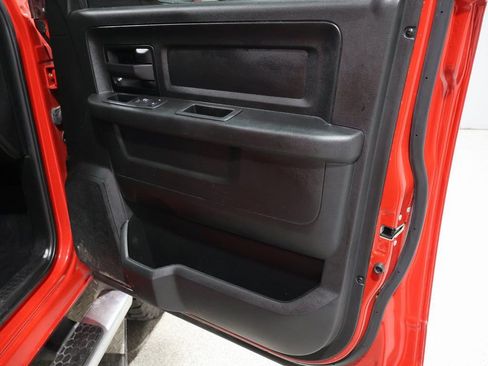 Used 2018 RAM 2500 Tradesman w/ Chrome Appearance Group image 26