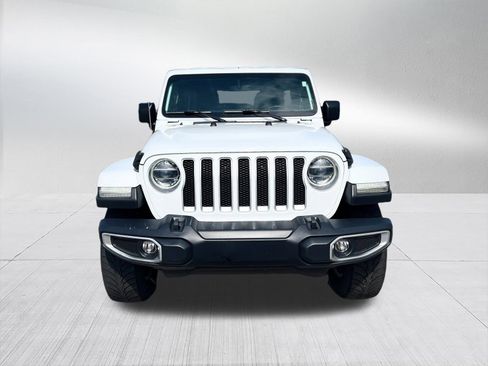 Used 2019 Jeep Wrangler Unlimited Sahara w/ Dual Top Group image 9