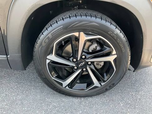 Used 2021 Chevrolet TrailBlazer RS w/ Convenience Package AWD/4WD image 17