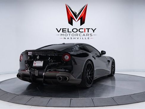 Used 2014 Ferrari F12 Berlinetta RWD image 6