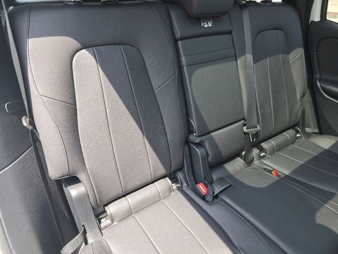 Certified 2023 Mercedes-Benz GLB 250 4MATIC image 22