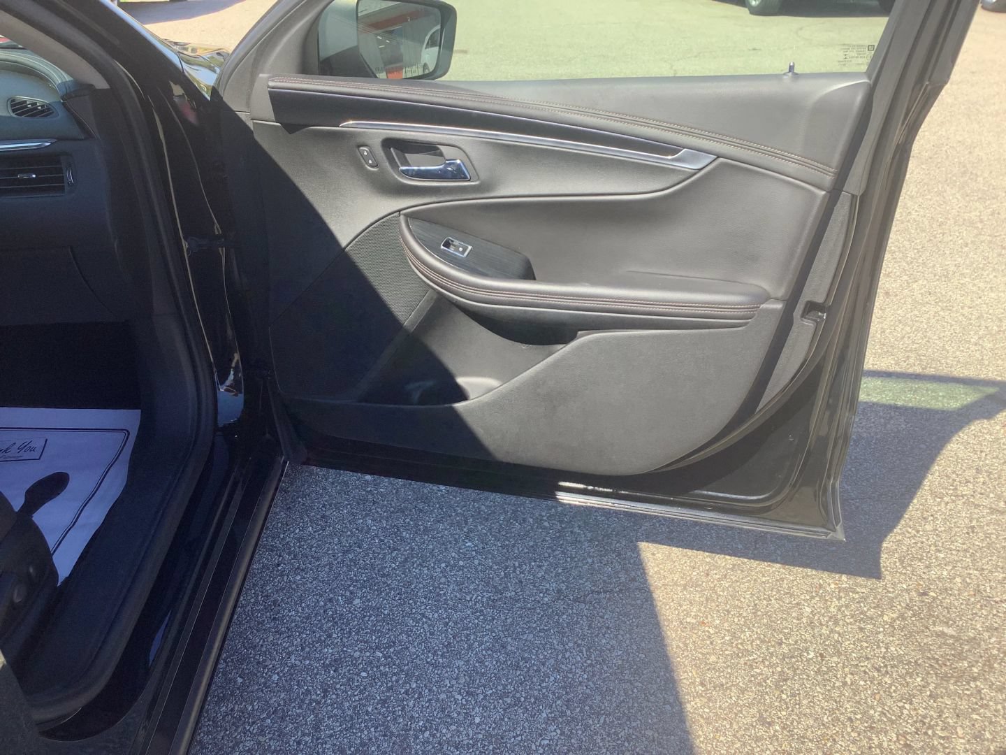 Used 2017 Chevrolet Impala LT FWD image 14