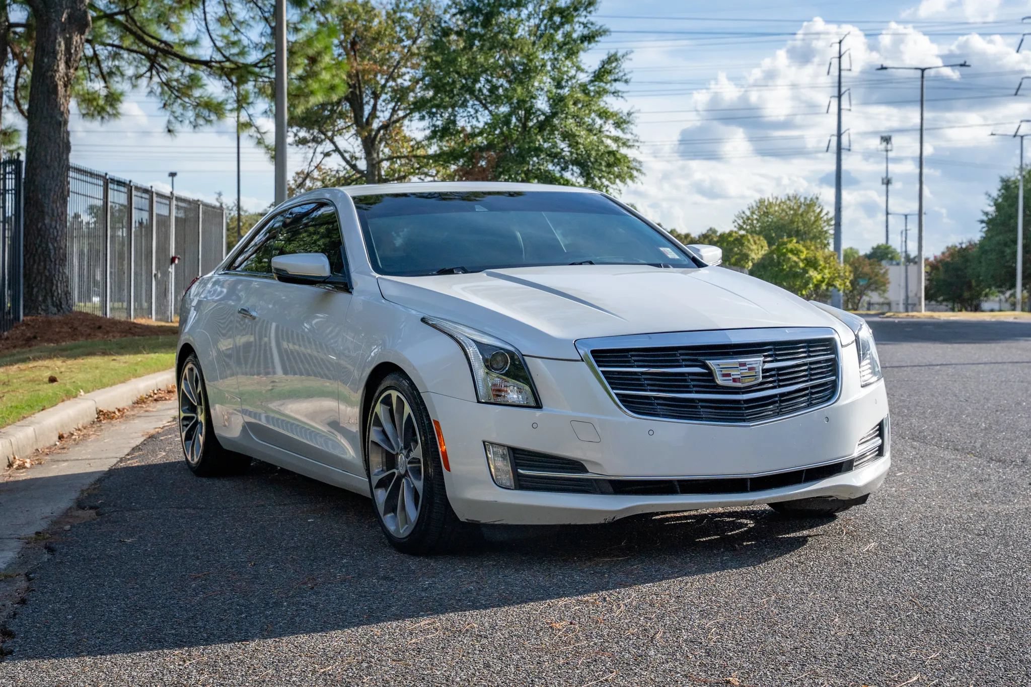 Used 2018 Cadillac ATS Premium Performance RWD image 3