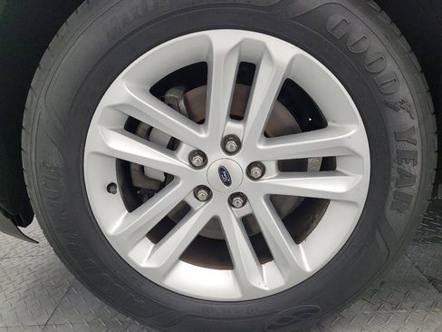 Used 2015 Ford Explorer FWD image 31