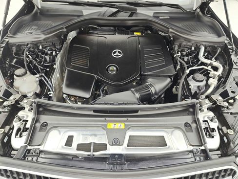 Used 2023 Mercedes-Benz GLC 300 image 17