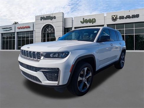 New 2026 Jeep Grand Cherokee Limited image 9