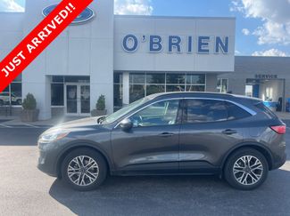 Used 2020 Ford Escape SEL video 1