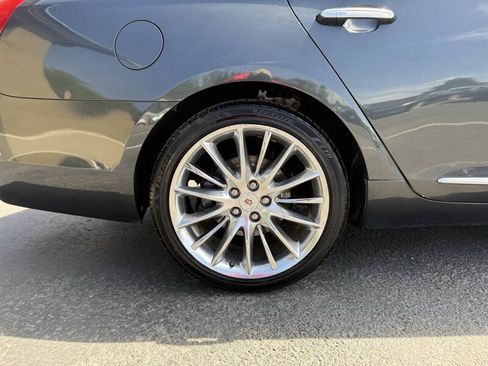 Used 2013 Cadillac XTS Platinum FWD image 23