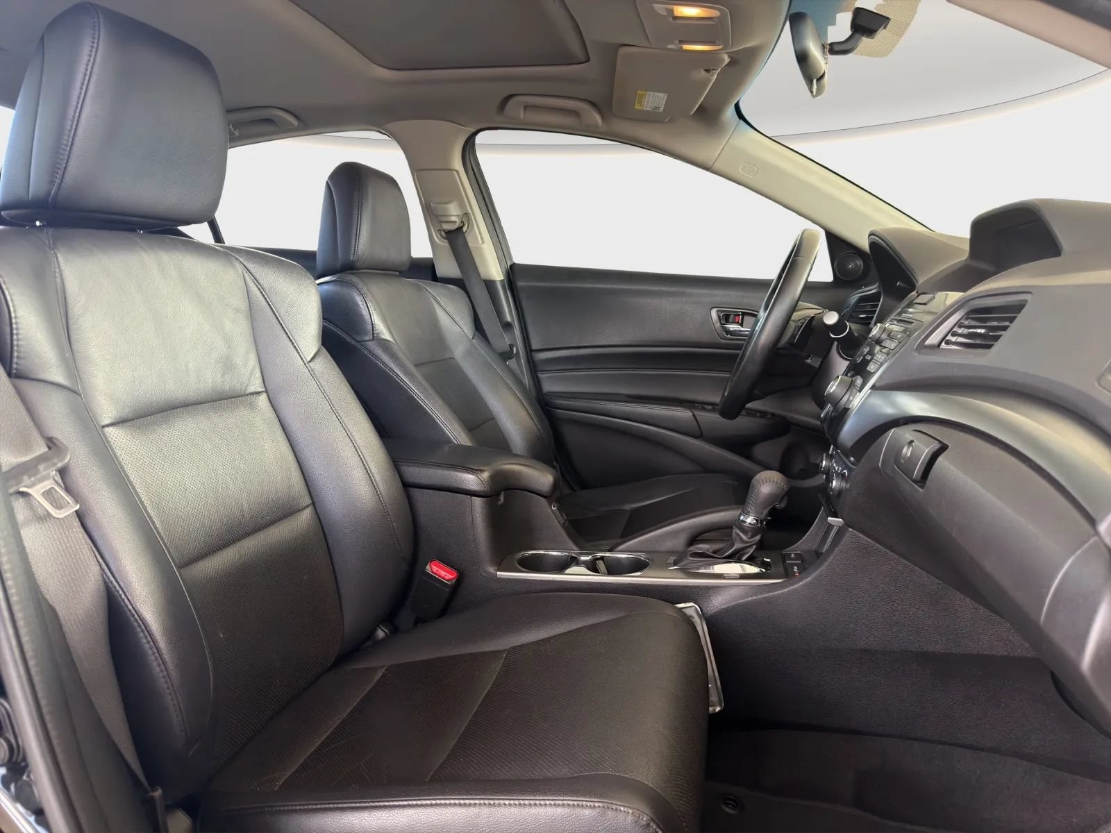 Used 2015 Acura ILX FWD image 18