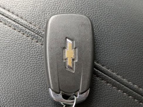 Used 2023 Chevrolet Malibu LT FWD image 32
