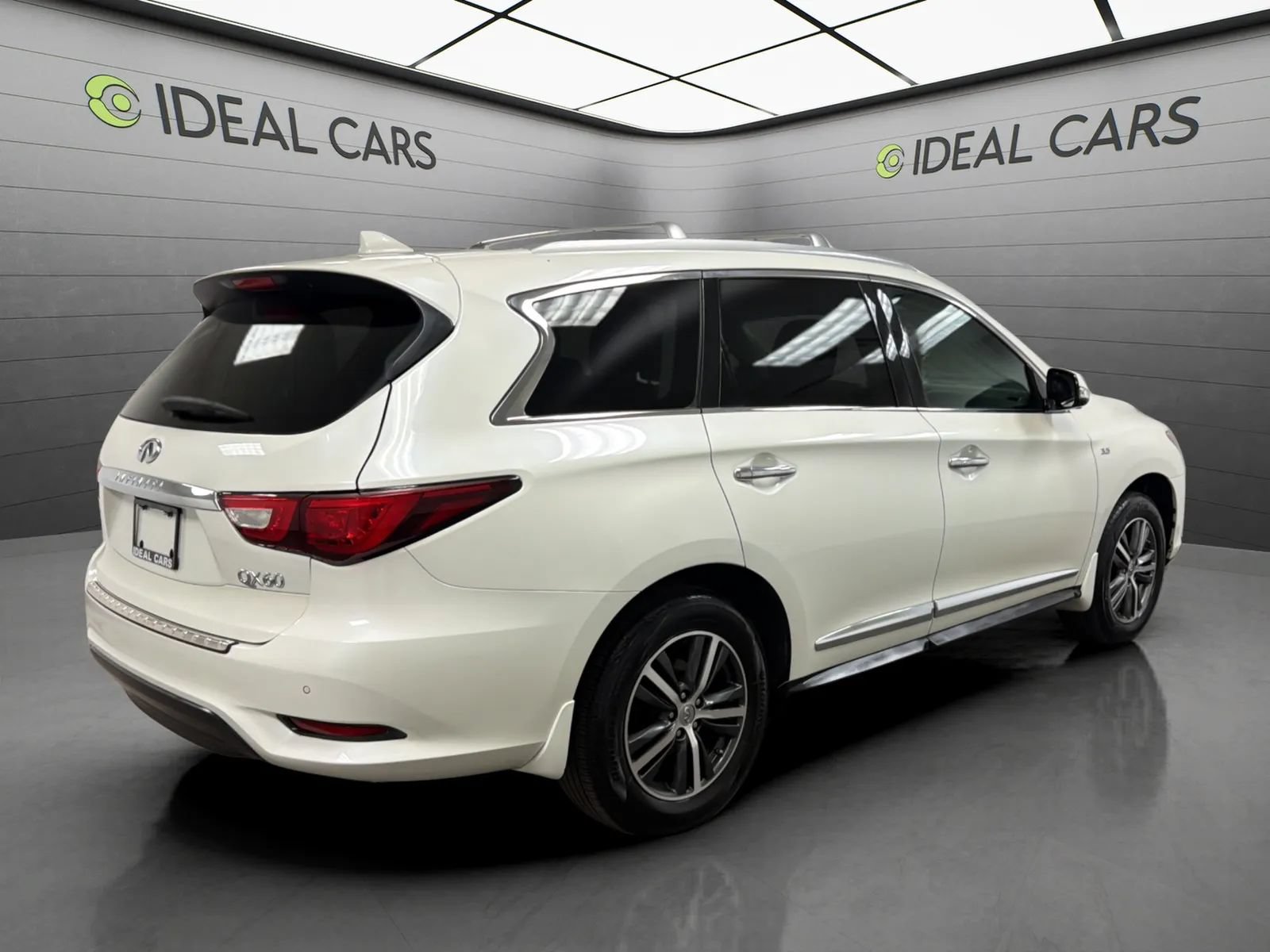 Used 2016 INFINITI QX60 FWD w/ Premium Plus Package image 5