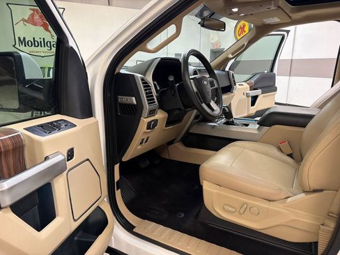 Used 2015 Ford F150 Lariat w/ Equipment Group 501A Mid RWD image 25
