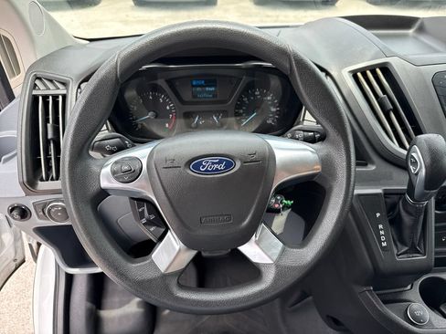 Used 2019 Ford Transit 250 130 Low Roof w/ Exterior Upgrade Package RWD image 14
