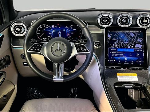 Used 2026 Mercedes-Benz GLC 300 4MATIC image 6