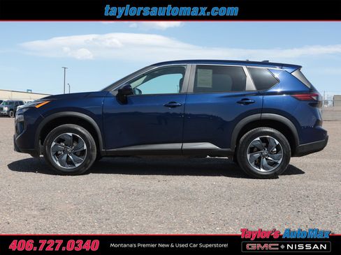 Used 2025 Nissan Rogue SV image 39