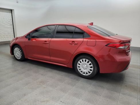 Used 2021 Toyota Corolla LE FWD image 3