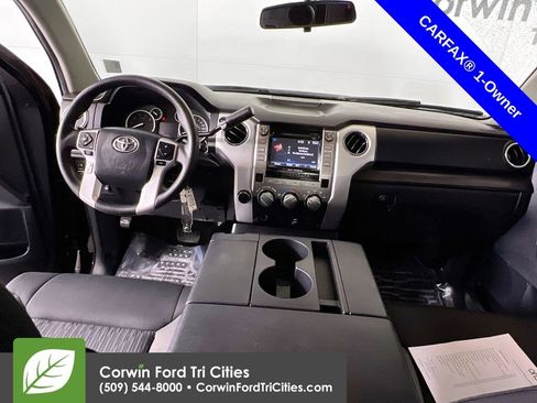 Used 2015 Toyota Tundra SR5 image 7