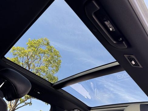 New 2025 Mercedes-Benz GLS 580 4MATIC image 3