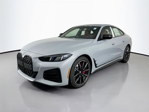 New 2026 BMW 430i xDrive w/ M Sport Package AWD/4WD image 2