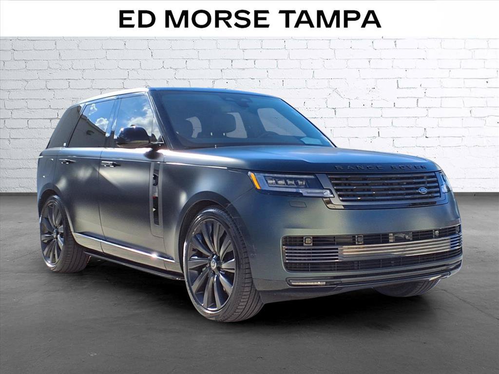 Used 2024 Land Rover Range Rover SV AWD/4WD image 5