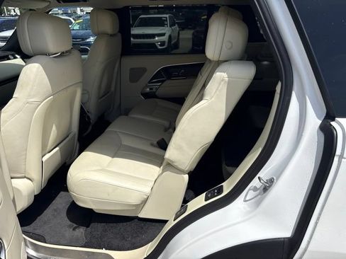 Used 2023 Land Rover Range Rover Long Wheelbase SE AWD/4WD image 7